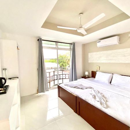 Oceana Boutique Hotel Maafushi Buitenkant foto