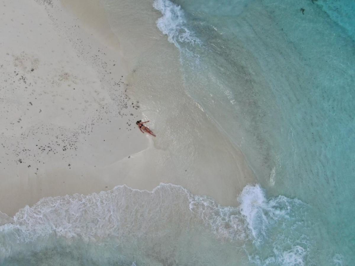 Oceana Boutique Hotel Maafushi Buitenkant foto
